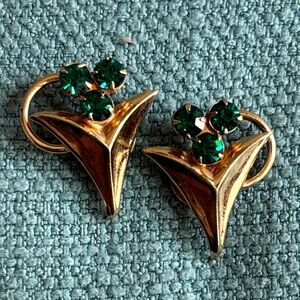 Vintage Green Stones Floral Earrings, Converted Posts, Lovely Design, Gold Metal